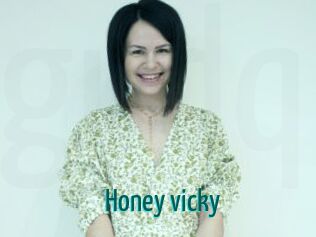 Honey_vicky