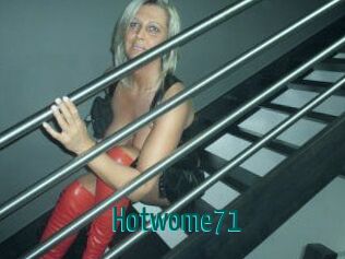 Hotwome71