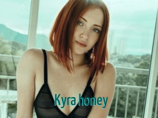 Kyra_honey