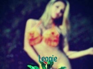 Leonie