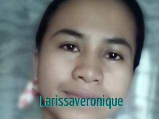 Larissaveronique