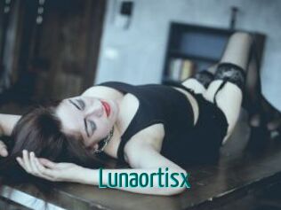 Lunaortisx