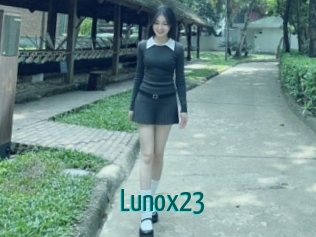 Lunox23