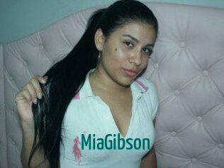 Mia_Gibson
