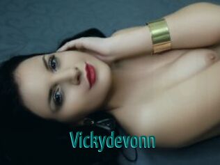 Vickydevonn